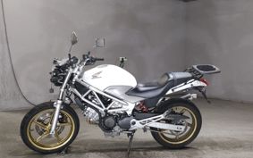 HONDA VTR 250 MC33