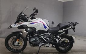 BMW R1250GS 0M01