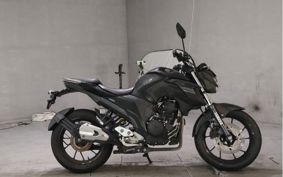 YAMAHA FZ25 RG42