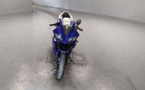YAMAHA YZF-R125 RE06