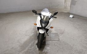 HONDA CBR650F RC83