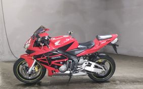 HONDA CBR600RR PC37