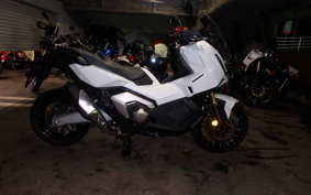 HONDA X-ADV 750 2025 RH21