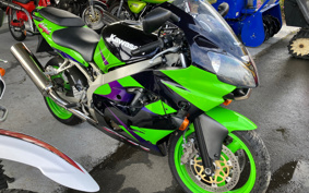 KAWASAKI ZX900R NINJA 2002 ZX900E