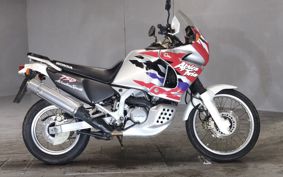 HONDA AFRICA TWIN 750 RD07