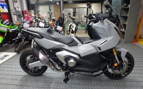 HONDA X-ADV 750 2025 RH21