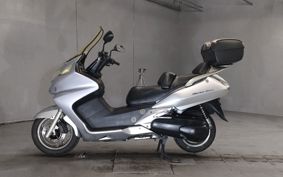 HONDA SILVERWING 400 NF01