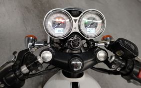 TRIUMPH  TRIUMPH  THRUXTON 1200 DAD71H