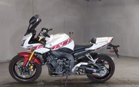 YAMAHA FZ-1 FEATHER RN17