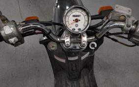 YAMAHA VINO125 SE13