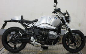 BMW nine T Pure 2021 0L61