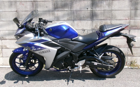 YAMAHA YZF-R3 2015 RH07J