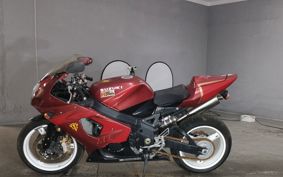 SUZUKI GSX-R1000 GT75A