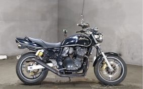 SUZUKI INAZUMA 400 GK7BA