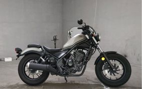 HONDA REBEL MC49
