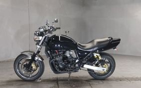 SUZUKI INAZUMA 400 GK7BA