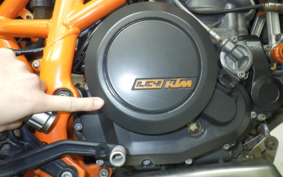 KTM 690 DUKE R 2014 LDU40