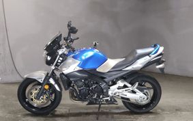 SUZUKI GSR600 B9112
