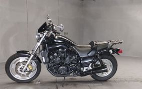 YAMAHA VMAX 3UF