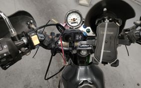 SUZUKI GLASS TRACKER BIG BOY NJ4BA