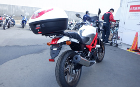 HONDA VTR 250 MC33