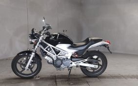 HONDA VTR 250 MC33