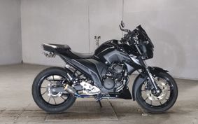 YAMAHA FZ25 RG69