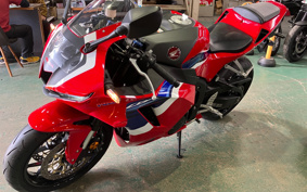 HONDA CBR600RR 2023 PC40