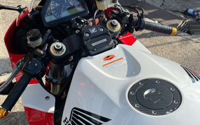 HONDA CBR1000RR 2005 SC57