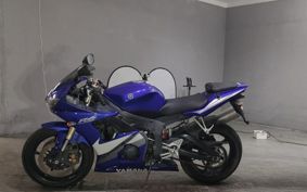 YAMAHA 6 RJ09