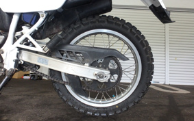 SUZUKI DJEBEL200 SH42A
