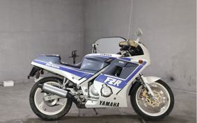YAMAHA FZR250 2KR