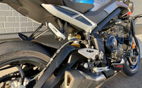 TRIUMPH  TRIUMPH  STREET  TRIPLE RS 2024 HDA614
