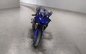 YAMAHA 6 RJ27