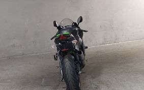 KAWASAKI ZX 10 NINJA R SE ZXT02E
