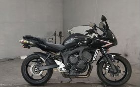 YAMAHA FZ6 FEATHER  SPECIFICATIONS 2 RJ14