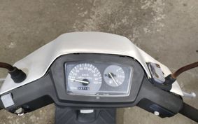 SUZUKI ADDRESS V100 CE11A