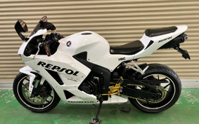 HONDA CBR600RR 2014 PC40