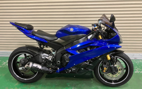 YAMAHA 6 2006 RJ12