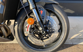 TRIUMPH  TRIUMPH  STREET  TRIPLE RS 2024 HDA614