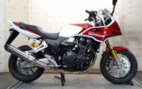 HONDA CB1300 SUPER  BOL DOR  SPECIAL  2025 SC54