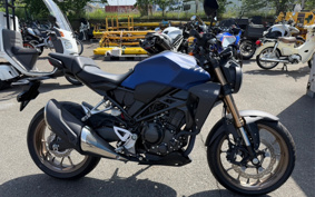 HONDA CB250R MC52
