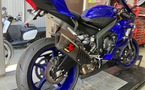 YAMAHA 6 2018 RJ27
