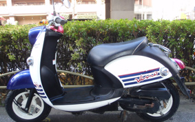 YAMAHA  VINO  DELUXE  SA37J
