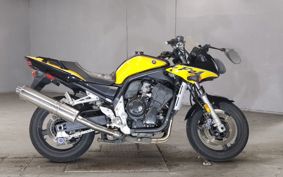 YAMAHA FZ-1 FEATHER RN07