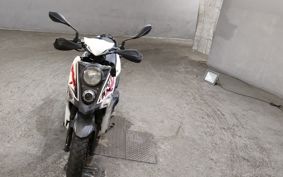 SYM CROCS 50 ..