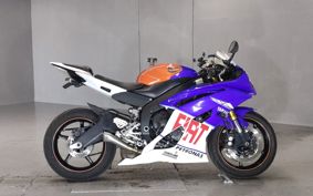 YAMAHA 6 RJ16
