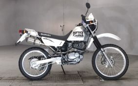 SUZUKI DJEBEL200 SH42A