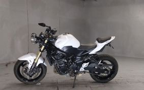 SUZUKI GSR750 GR7NA