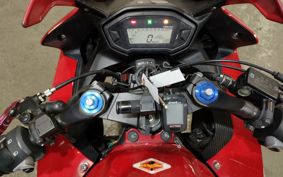 HONDA CBR400R NC47